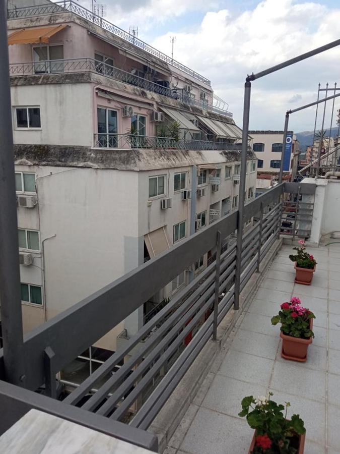Lemon - Happyhostgr - Downtown Apartment Volos Eksteriør billede